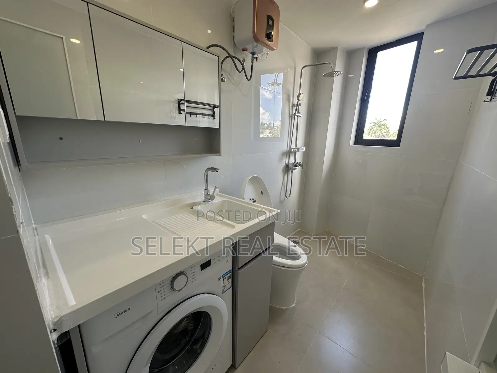 Furnished 2bdrm Apartment in Oyster Bay for rent