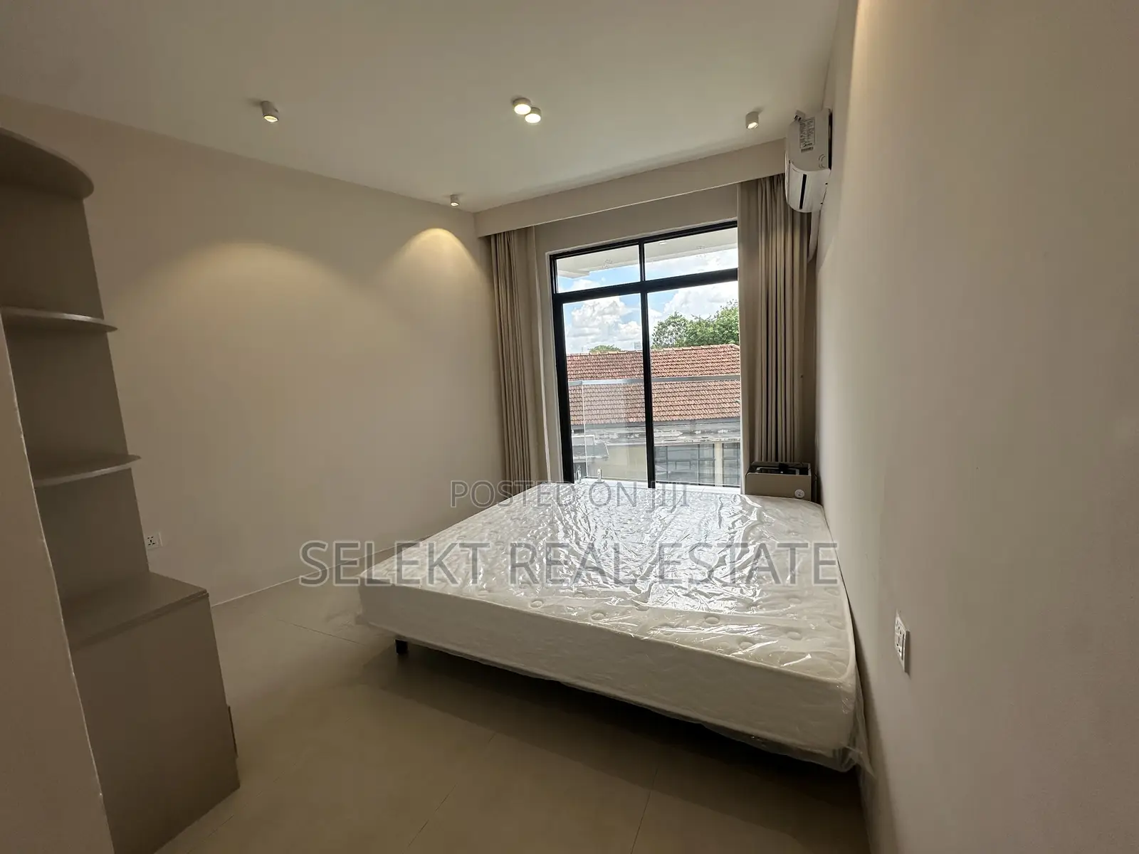 Furnished 2bdrm Apartment in Oyster Bay for rent