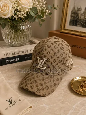 Classic Gucci Canvas Monogram Cap