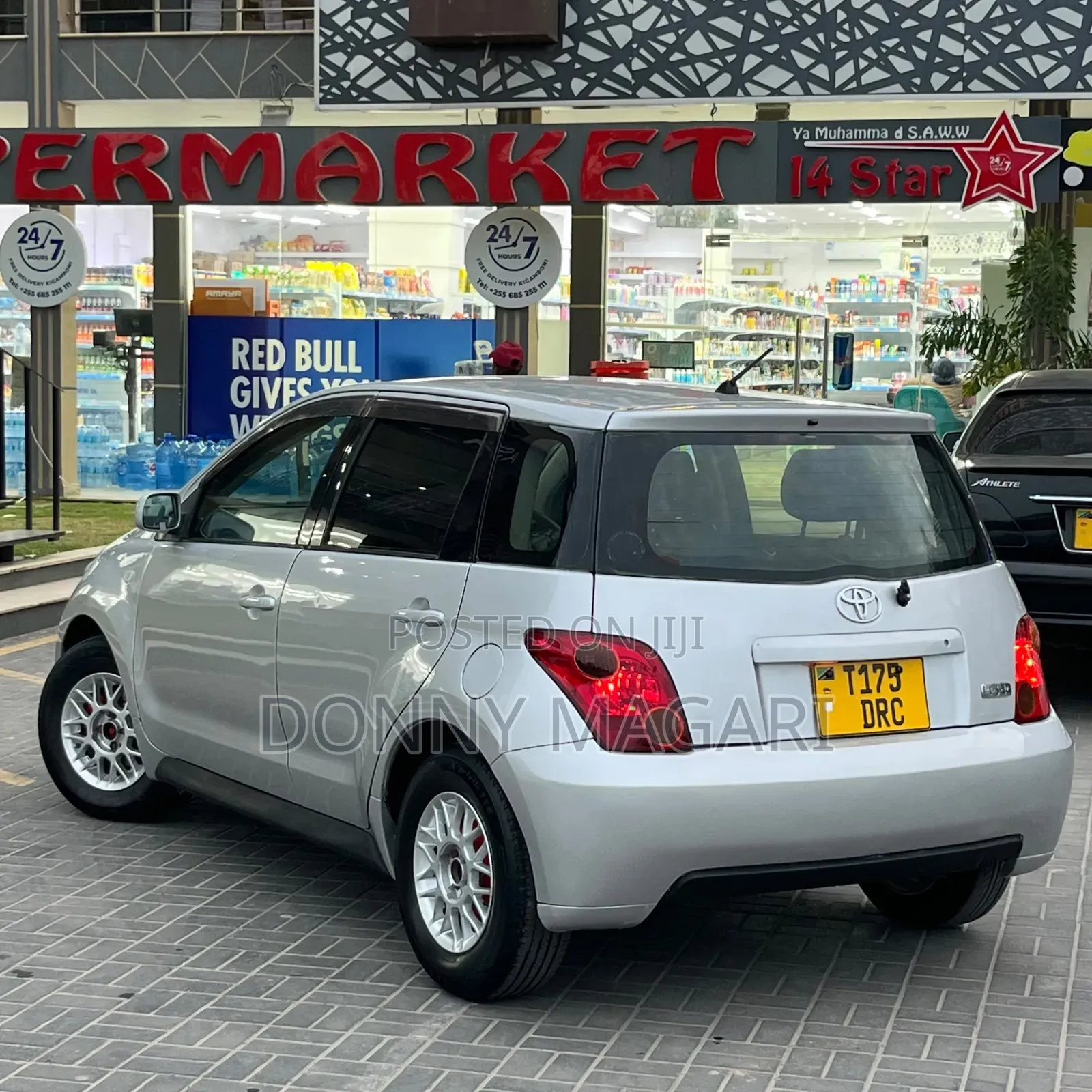 Toyota IST 2004 Silver