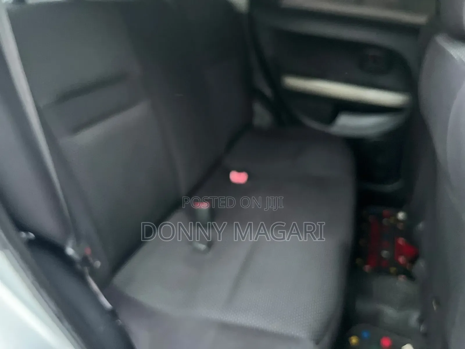 Toyota IST 2004 Silver