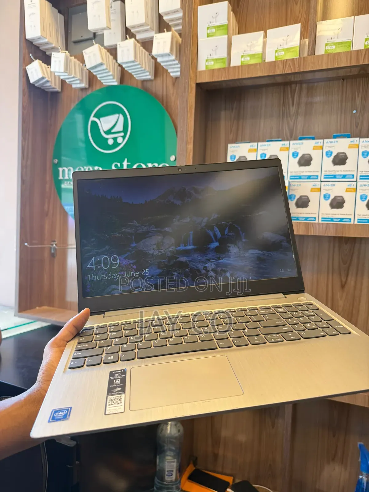 Laptop Lenovo Ideapad 3 16GB Intel Core i7 HDD+SSD 500GB