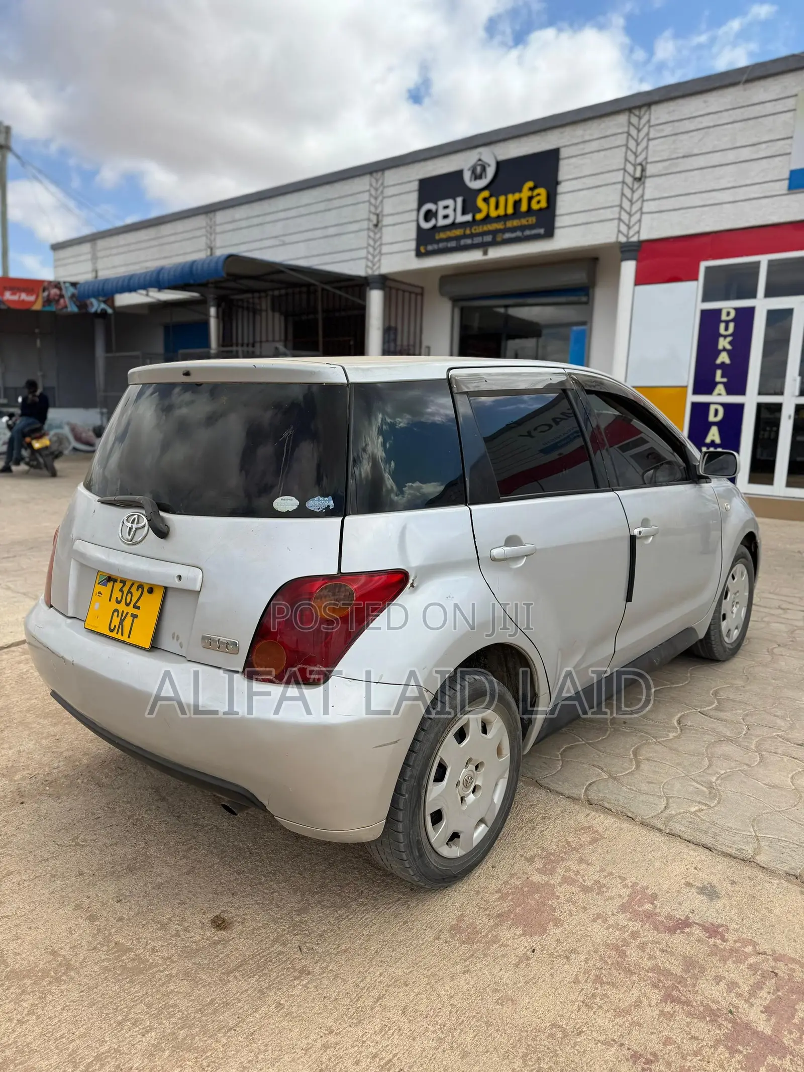 Toyota IST 2004 Silver