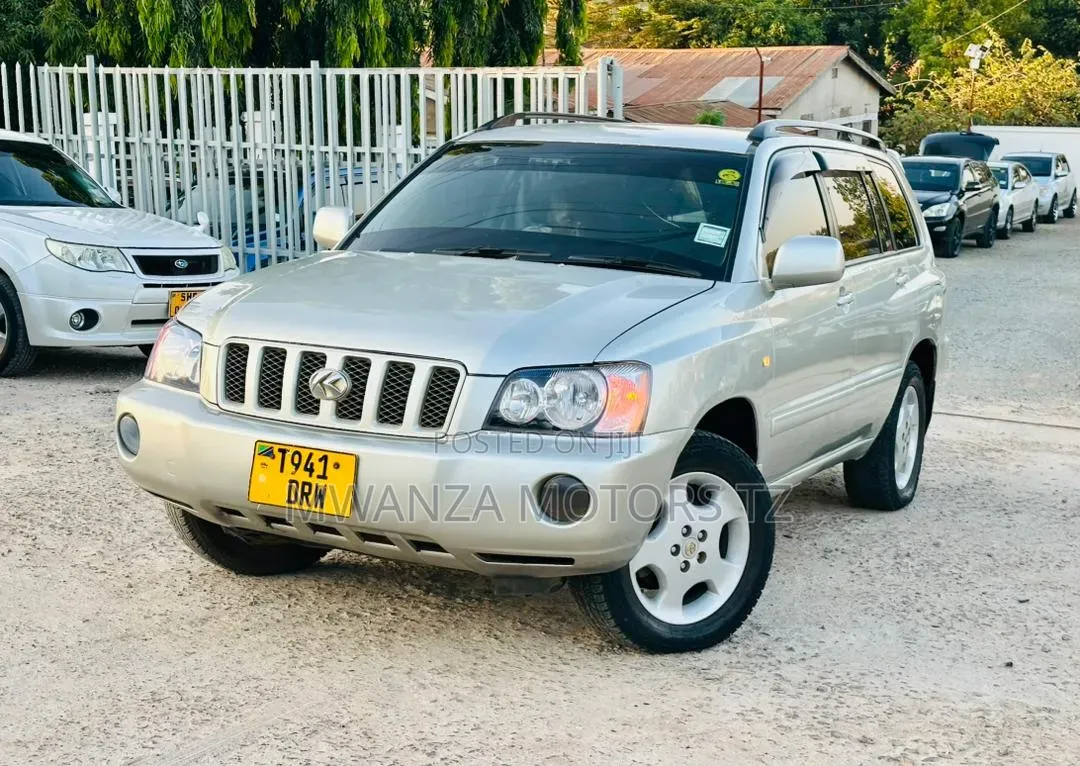 Toyota Kluger 2004 Silver