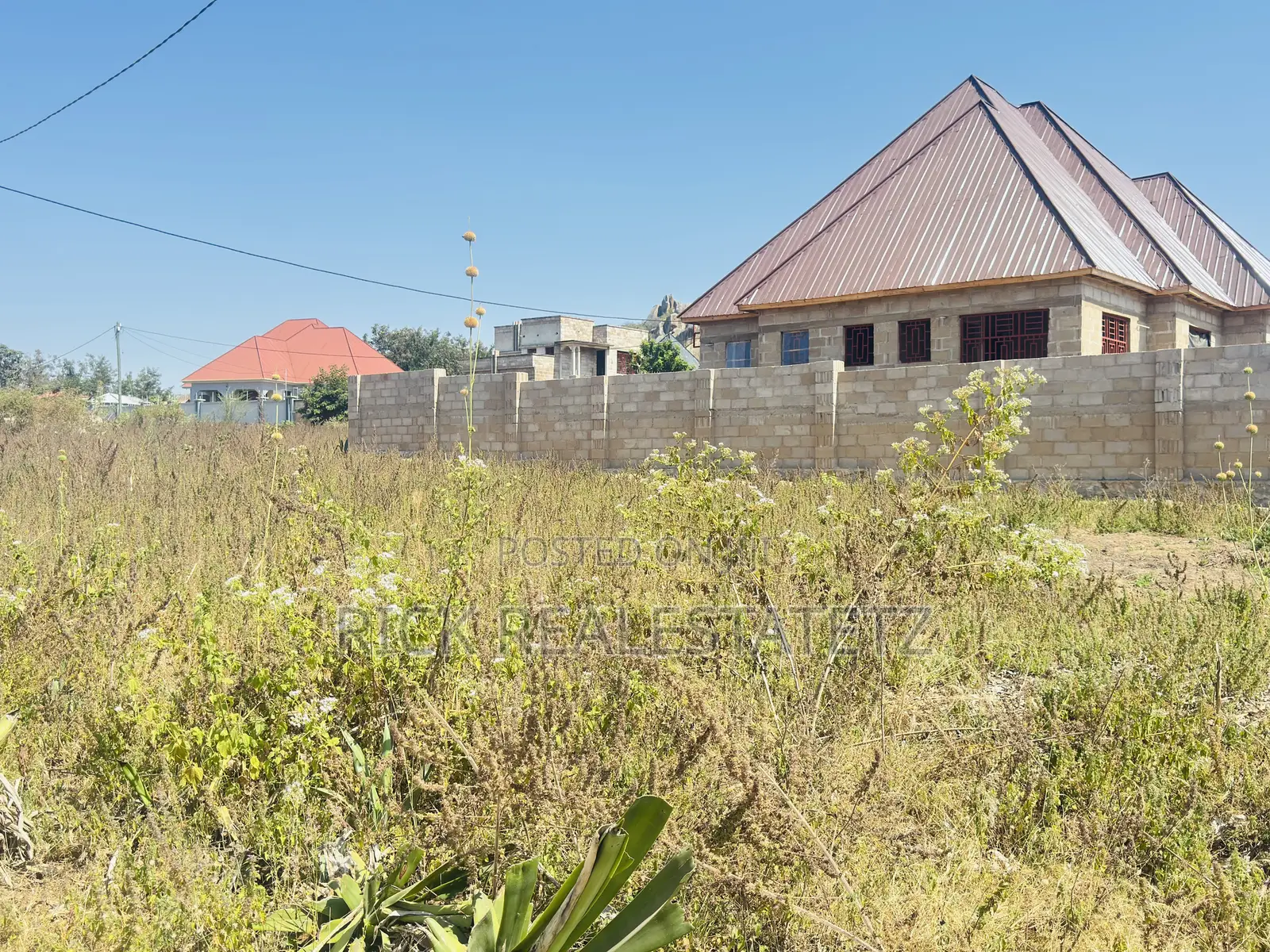 2bdrm House in Mkolani for sale