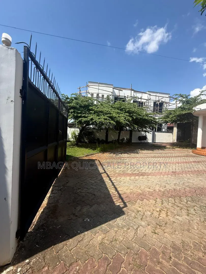 3bdrm House in Mbezi Beach for rent
