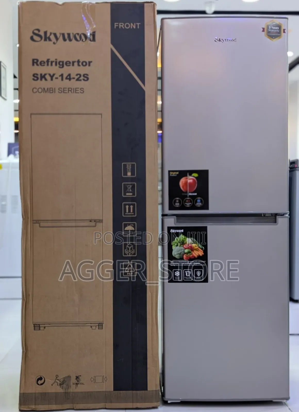 Skywood Combi Refrigerator 
 Sky 14-2s
•Liters 160l(Extra Large)