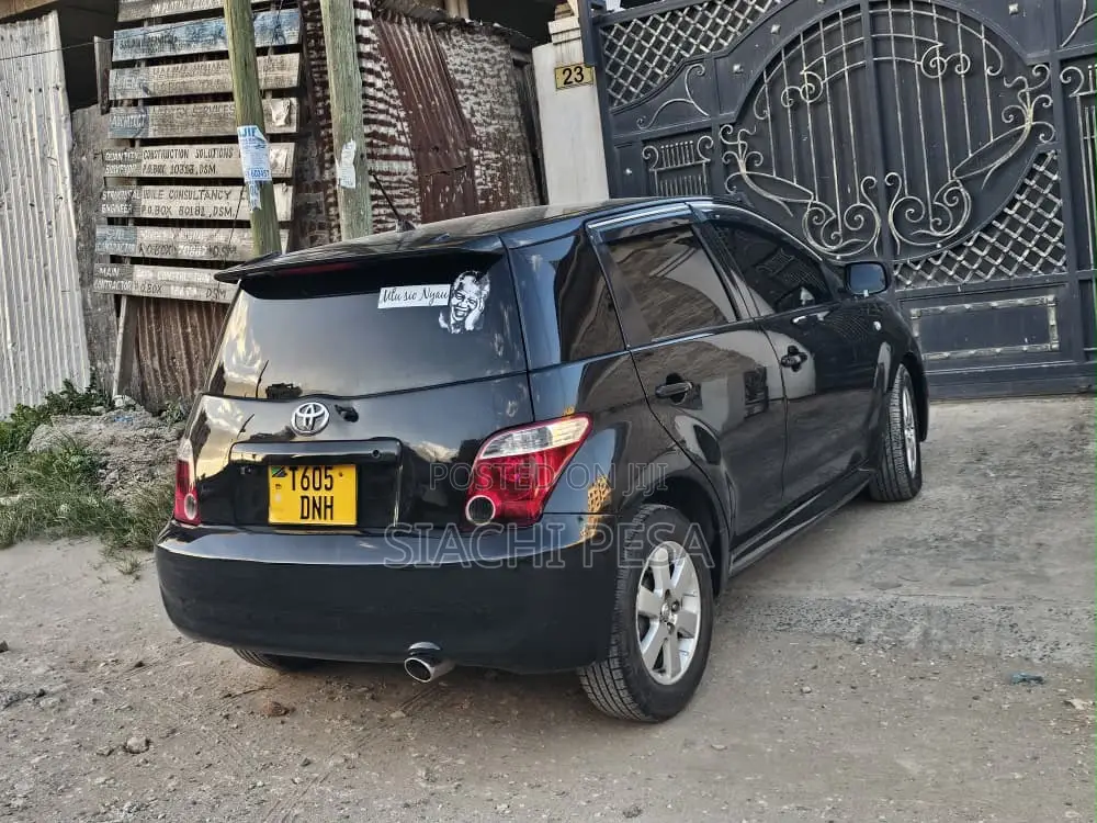 Toyota IST 2006 Black