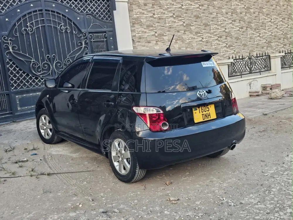 Toyota IST 2006 Black