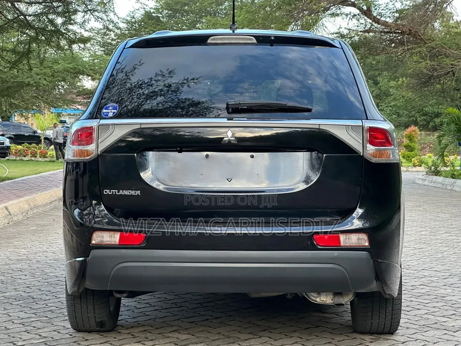 Mitsubishi Outlander 2013 Matt Black