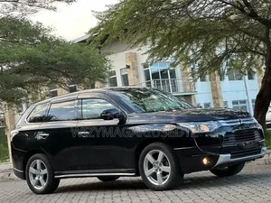 Mitsubishi Outlander 2013 Matt Black