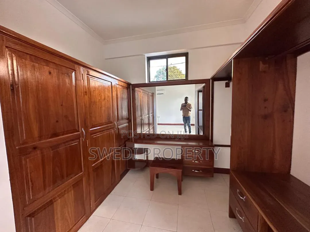 3bdrm House in Swedi Property, Oyster Bay for rent