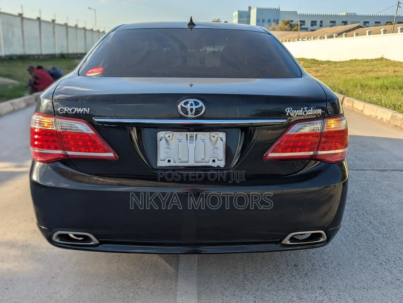 Toyota Crown 2010 Black