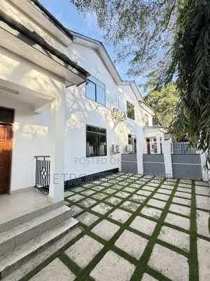 8bdrm Maisonette in Metro Estate, Mikocheni for rent