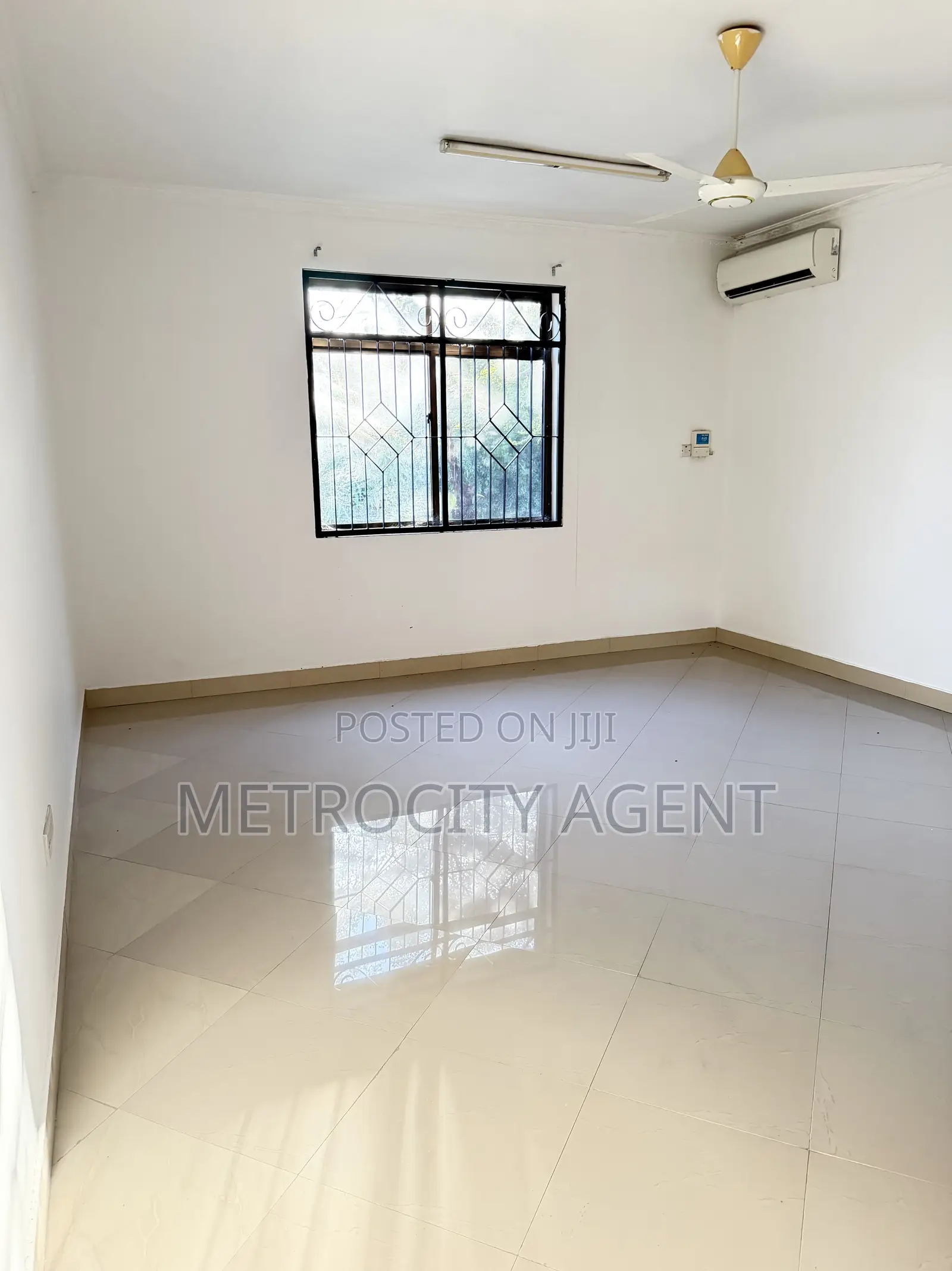 8bdrm Maisonette in Metro Estate, Mikocheni for rent