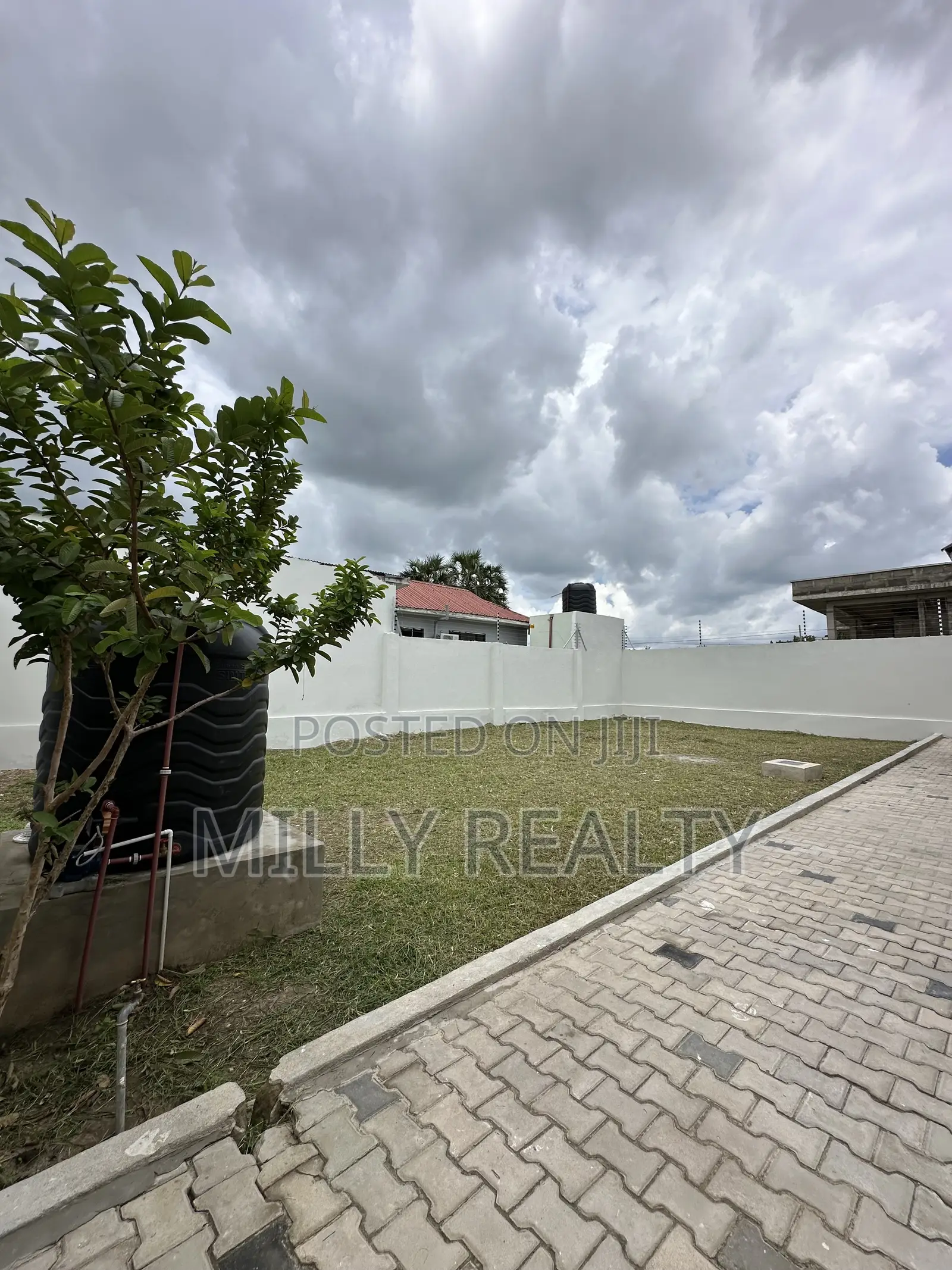 3bdrm House in Mbweni Mpiji New for sale