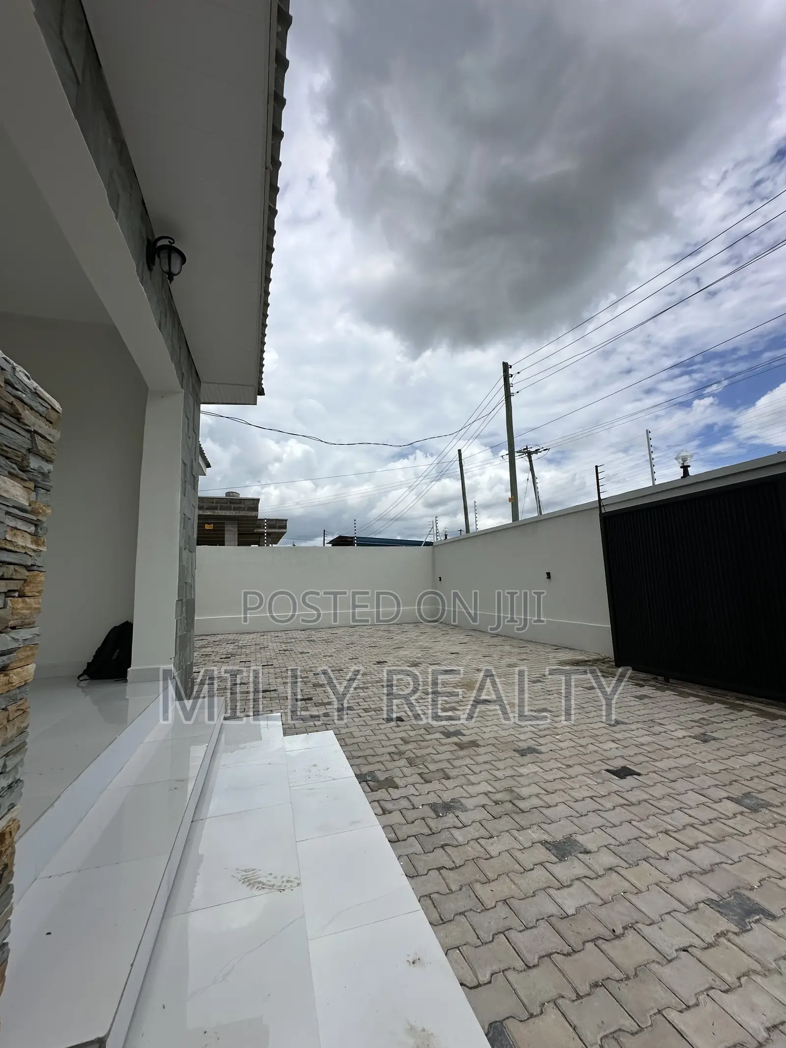 3bdrm House in Mbweni Mpiji New for sale