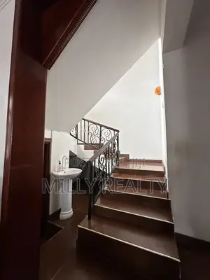 5bdrm House in Mbweni Malindi for sale
