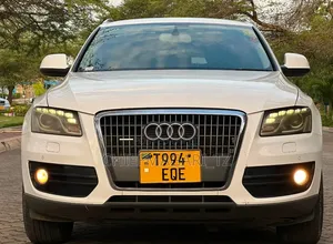 Audi Q5 2009 Pearl