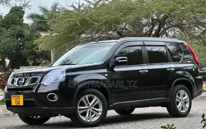 Nissan X-Trail 2012 Black