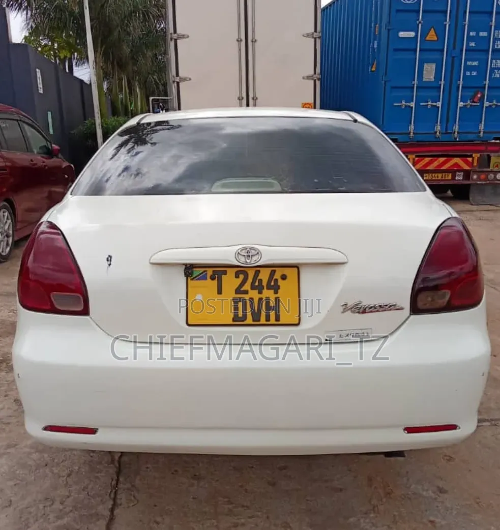 Toyota Verossa 2001 White