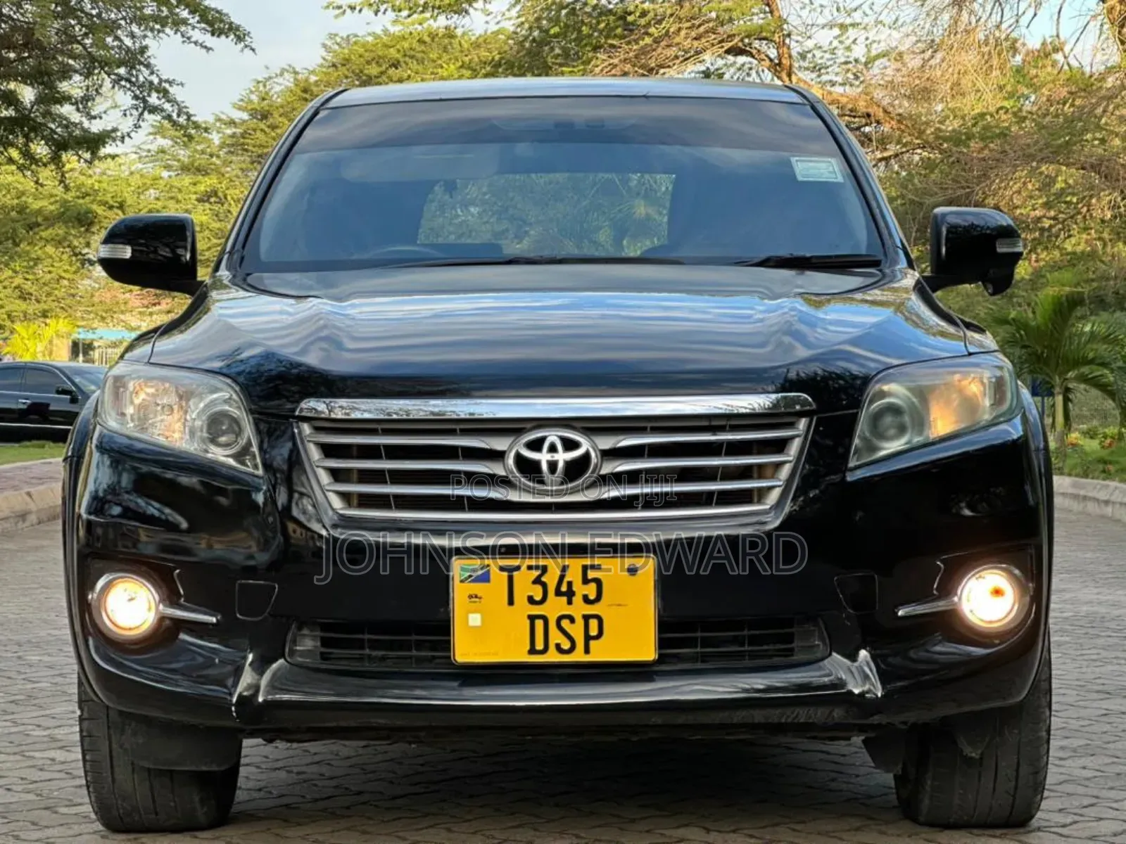 Toyota Vanguard 2011 Black