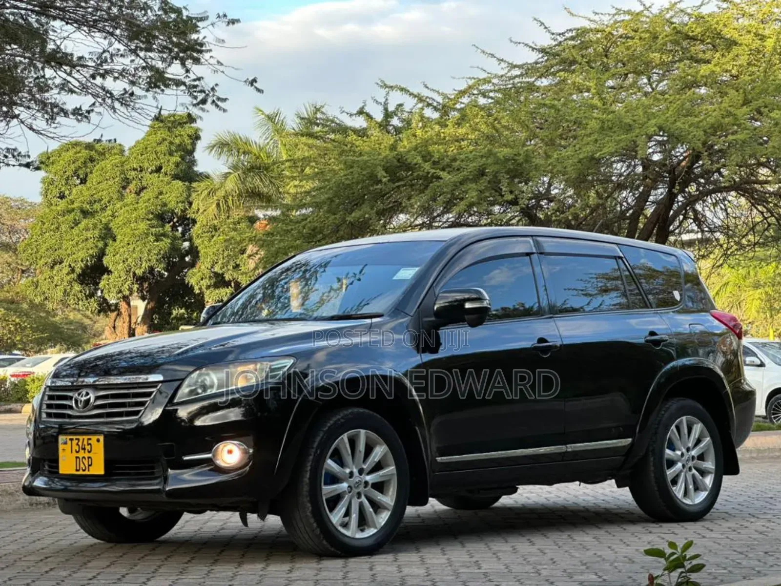 Toyota Vanguard 2011 Black