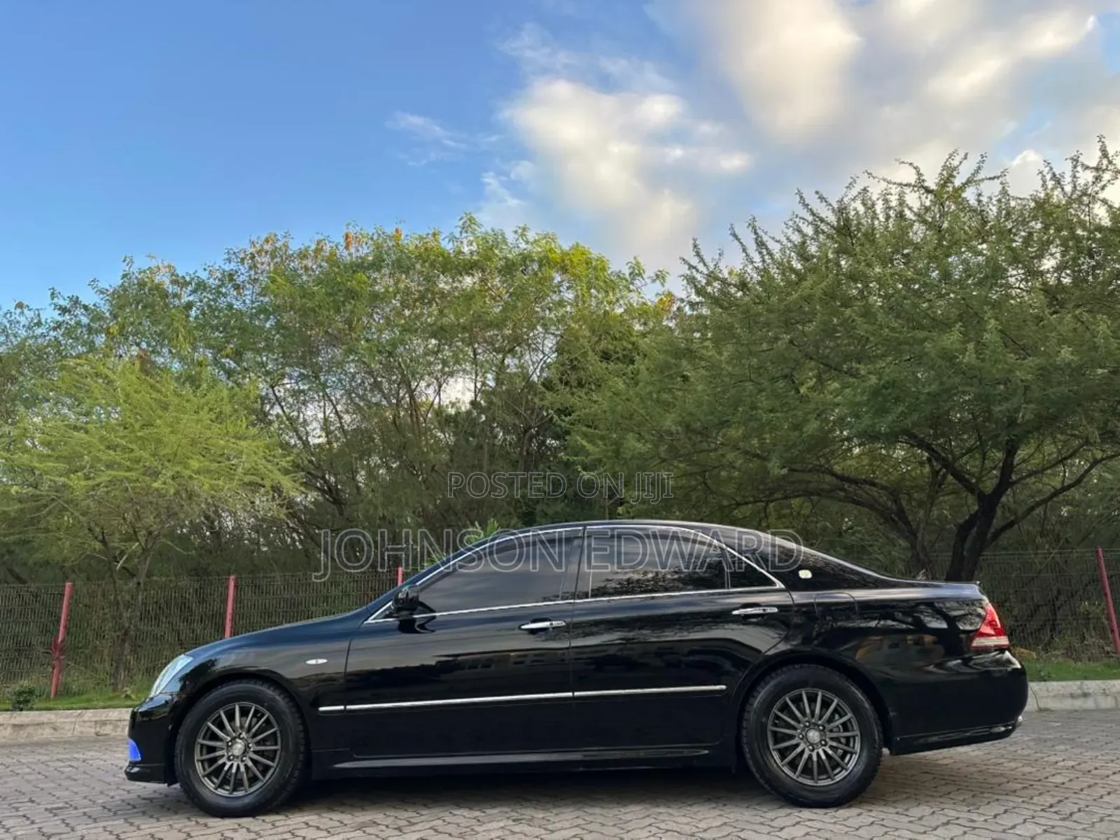 Toyota Crown 2004 Black