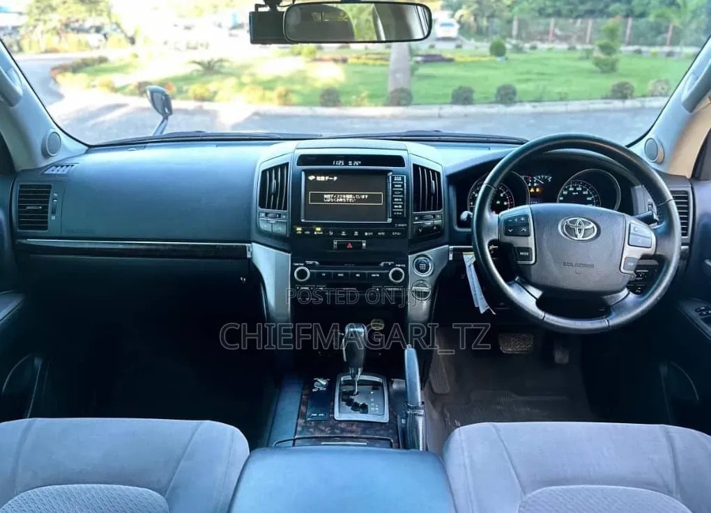 Toyota Land Cruiser 2010 Matt Black