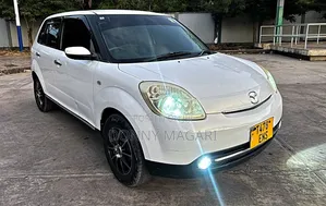 Mazda Verisa 2010 White