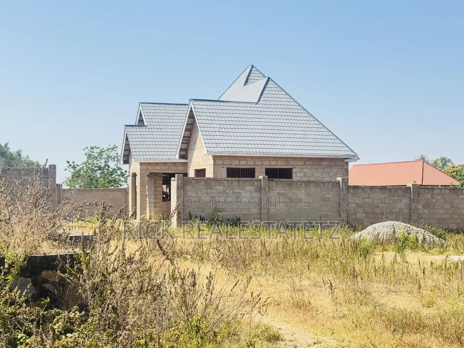 3bdrm House in Buhongwa for sale