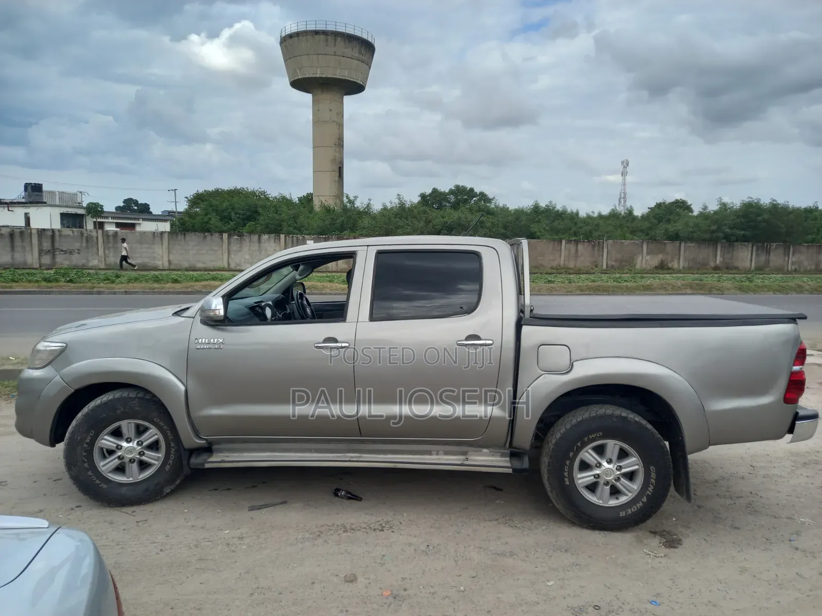 Toyota Hilux 2015 Gray