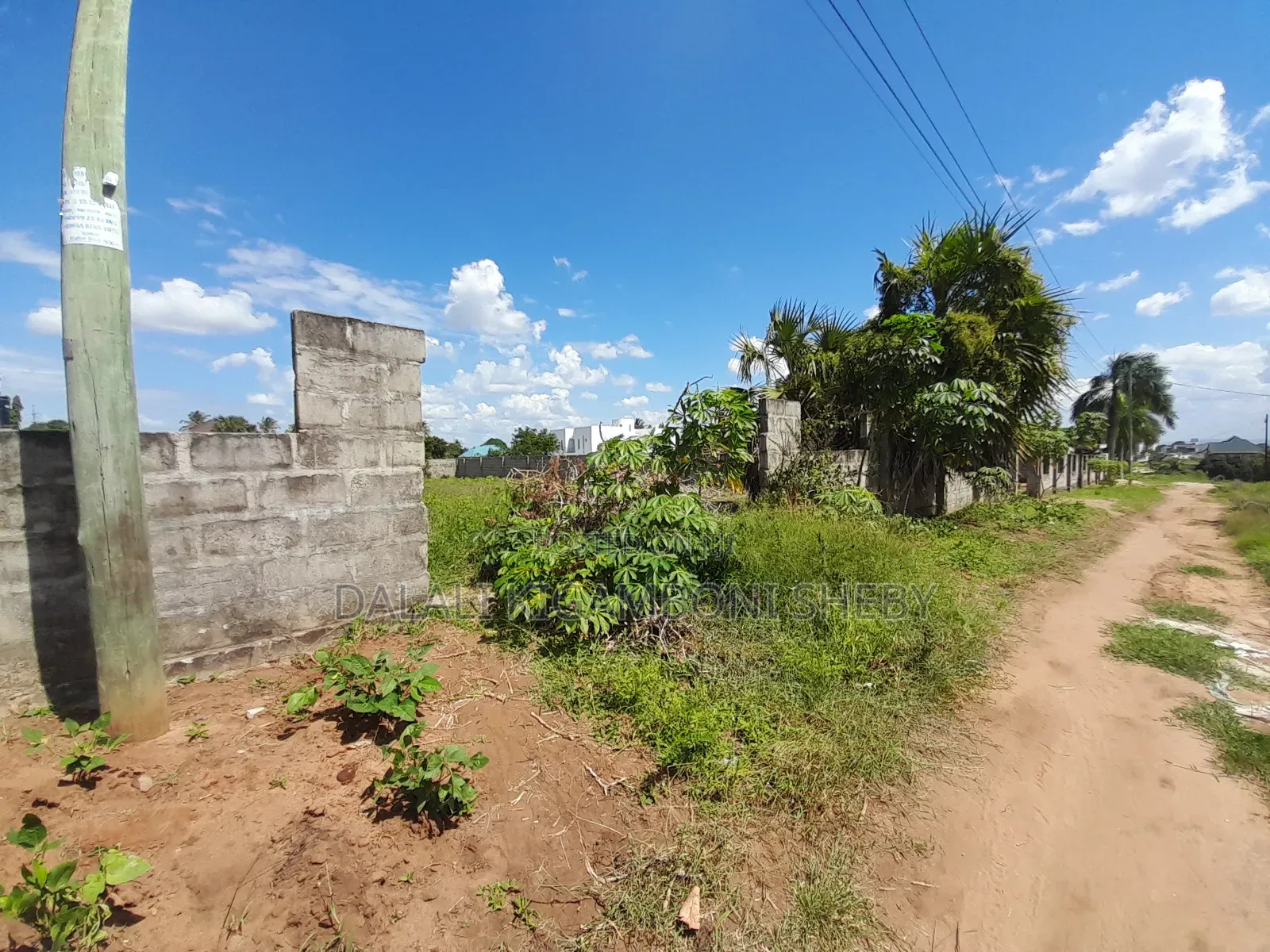 Kiwanja Kinauzwa Kigamboni Kibada