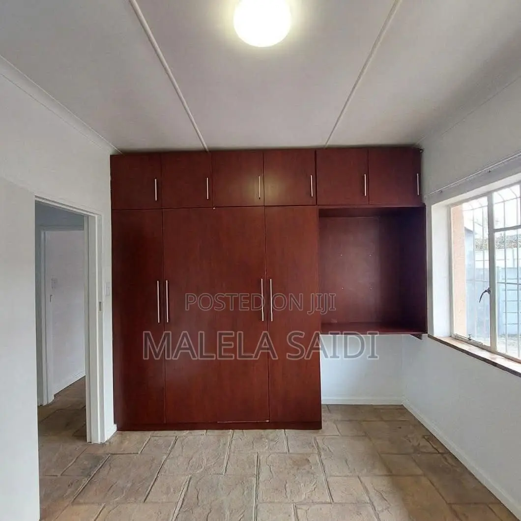 3bdrm House in Mikocheni for rent