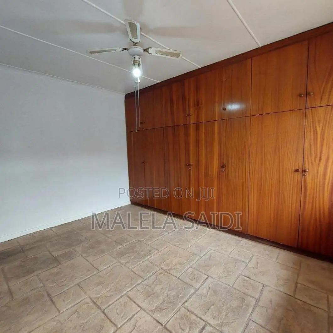 3bdrm House in Mikocheni for rent