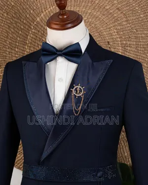 Heavy Cotton Suits–Offer Special Bei: TSH 200,000/=