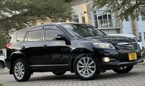 Toyota Vanguard 2011 Black