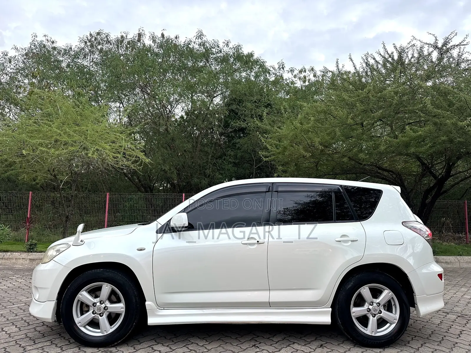 Toyota RAV4 2007 White
