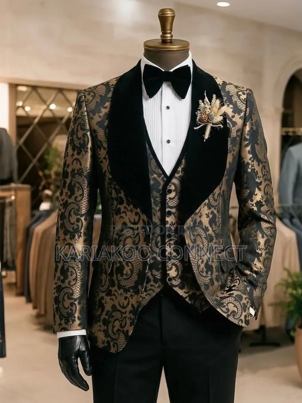 Fashionable Men's Suit