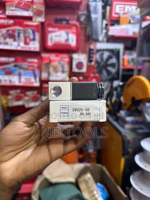 Pneumatic Solenoid Valve 4v025-08-Dc24v