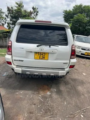 Toyota Hilux Surf 2007 White