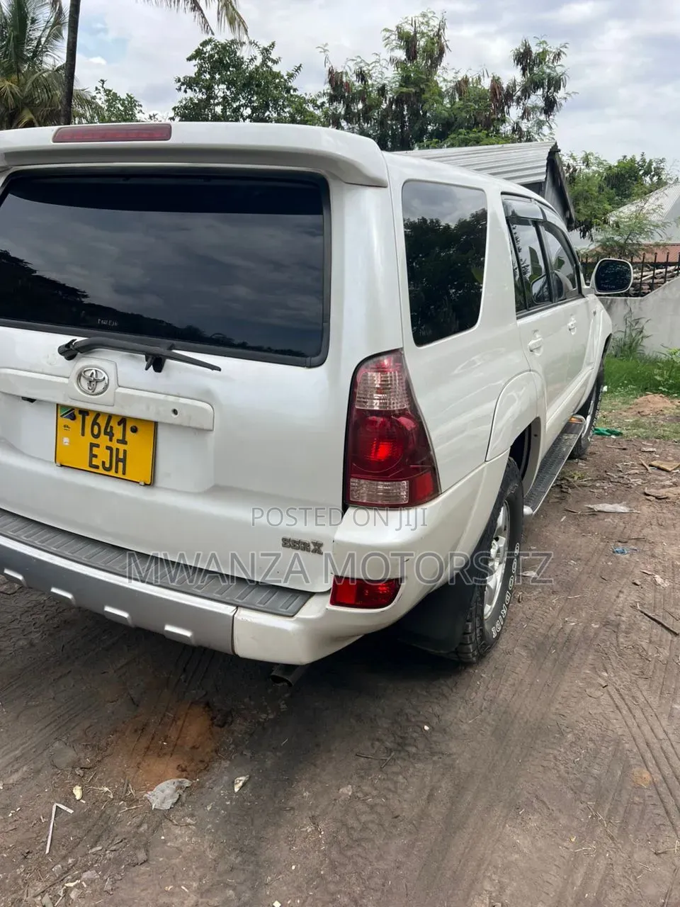 Toyota Hilux Surf 2007 White