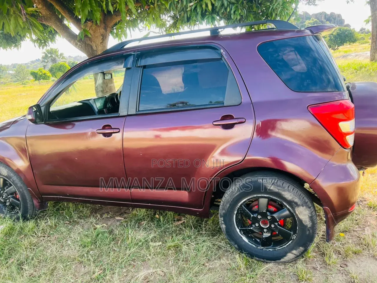 Toyota Rush 2009 Maroon