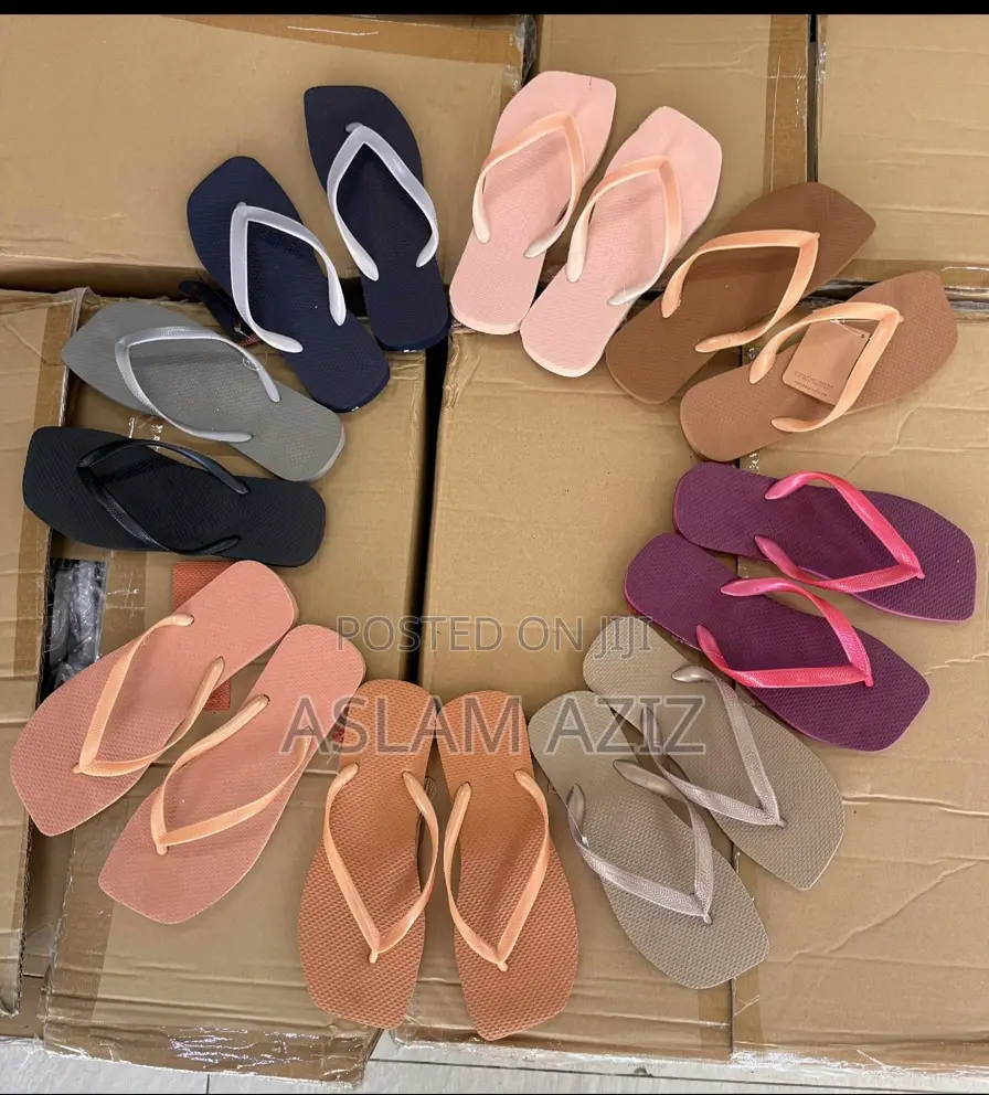 Slippers (Havaianas-style)