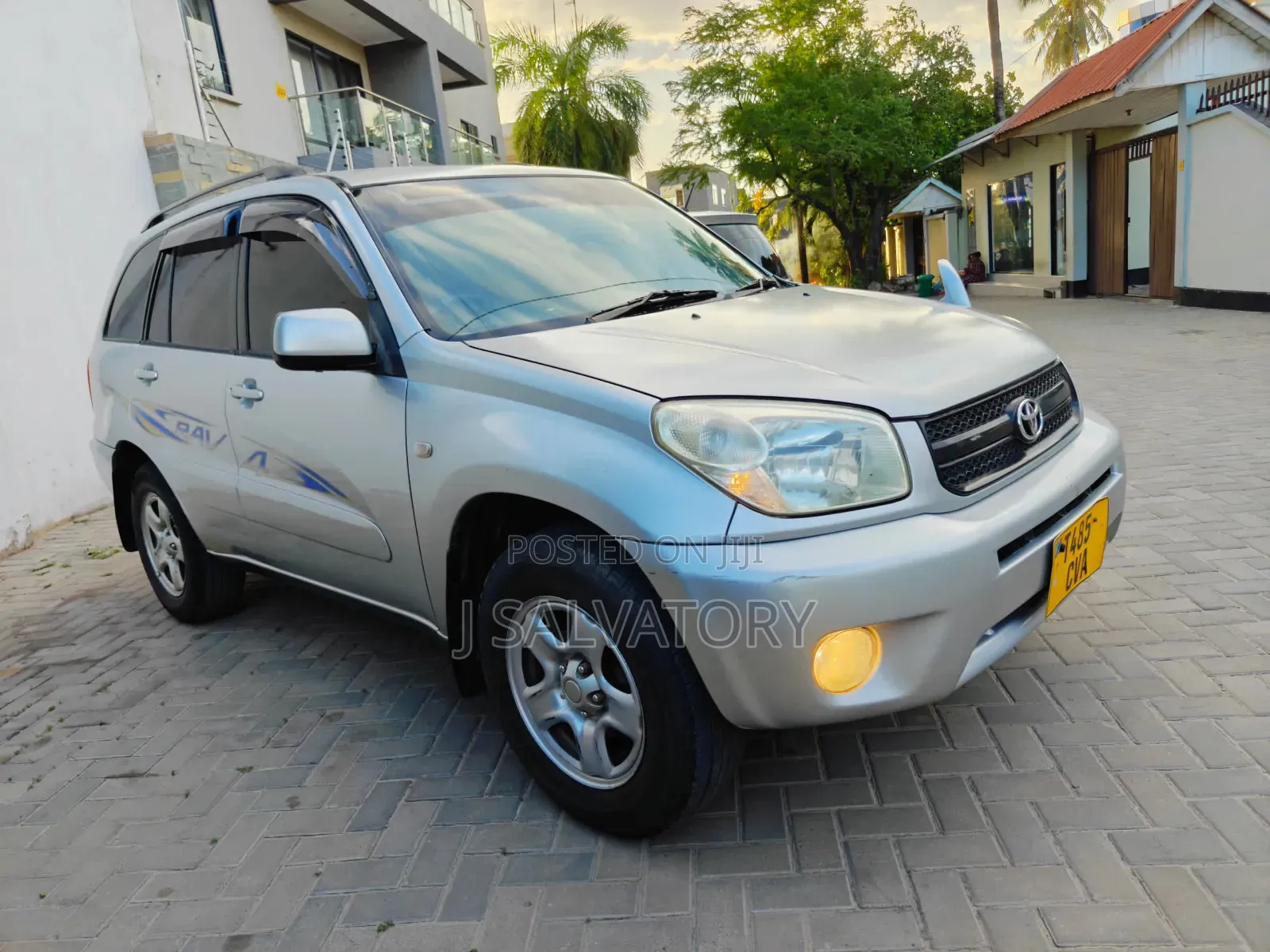 Toyota RAV4 Prime 2023 Silver