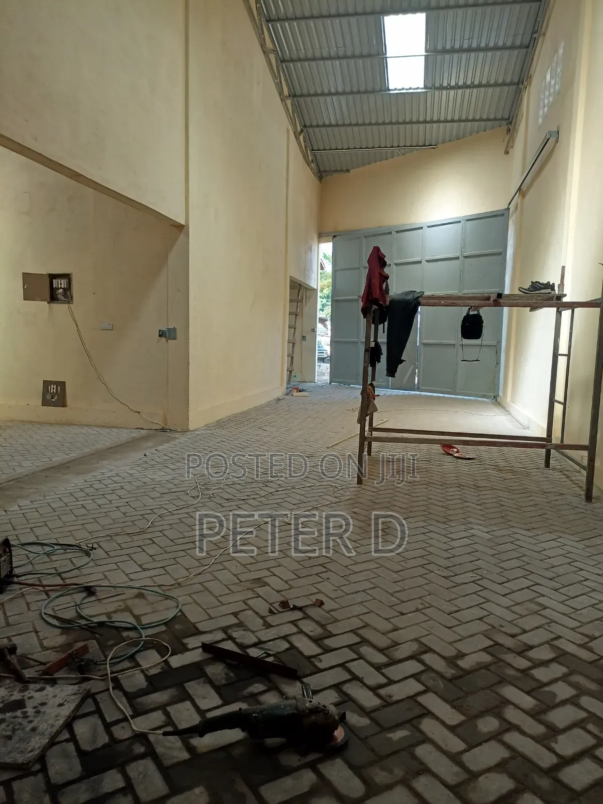 Godown Sqm300 Magomeni