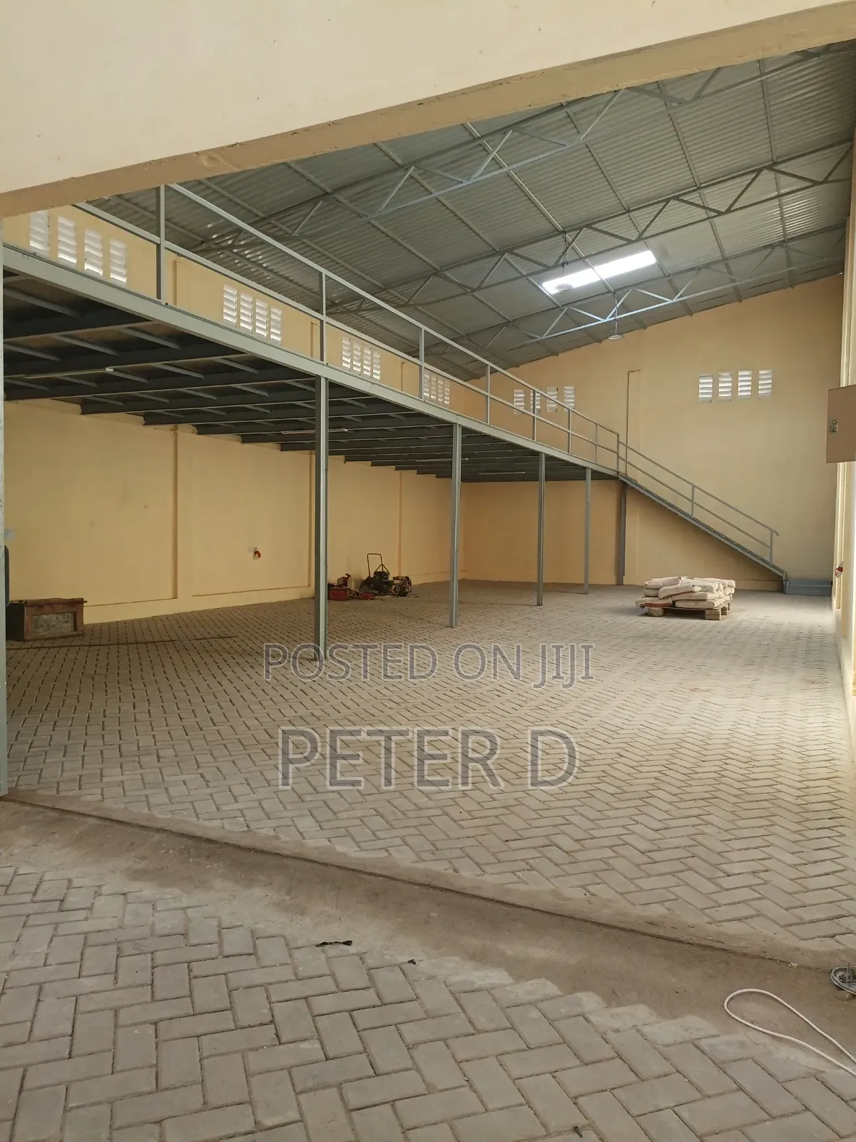 Godown Sqm300 Magomeni