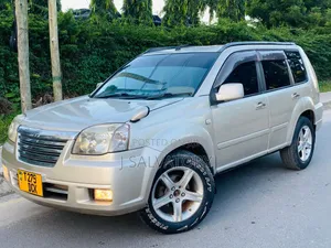 Nissan X-Trail 2005 Gold