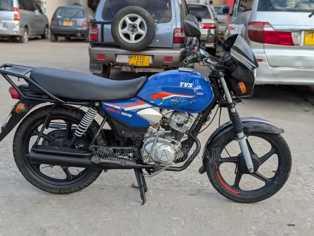 New TVS HLX 125 2025 Blue
