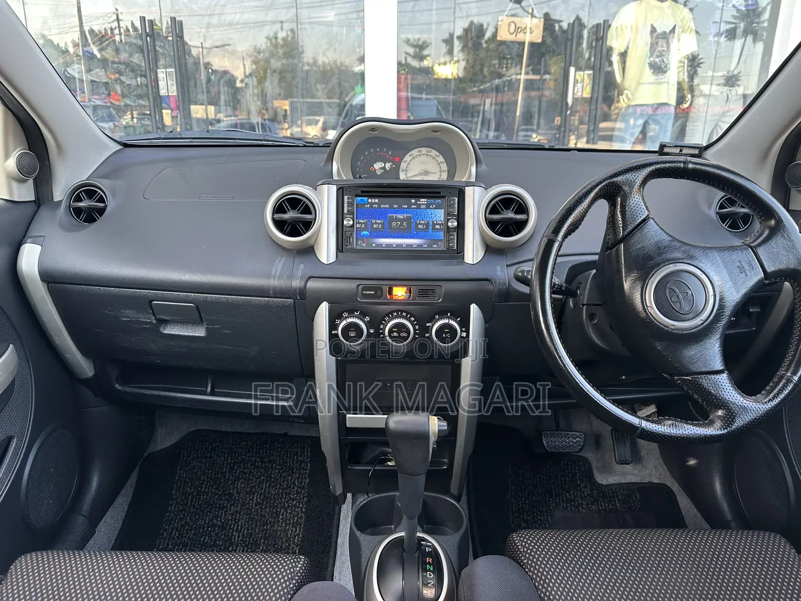 Toyota IST 2003 Silver